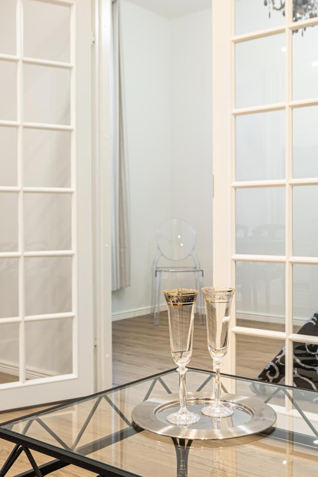 Cosy, Brand New Apartment In Best Area ヘルシンキ エクステリア 写真