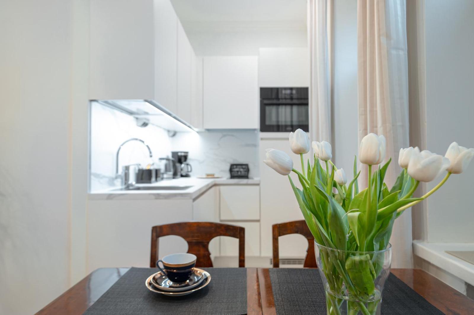 Cosy, Brand New Apartment In Best Area ヘルシンキ エクステリア 写真